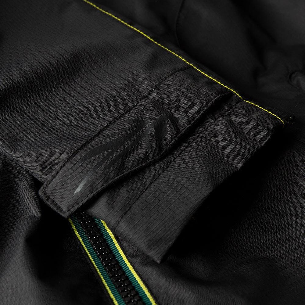 WOMEN'S RAIN JACKET BLACK - Lotus Silverstone